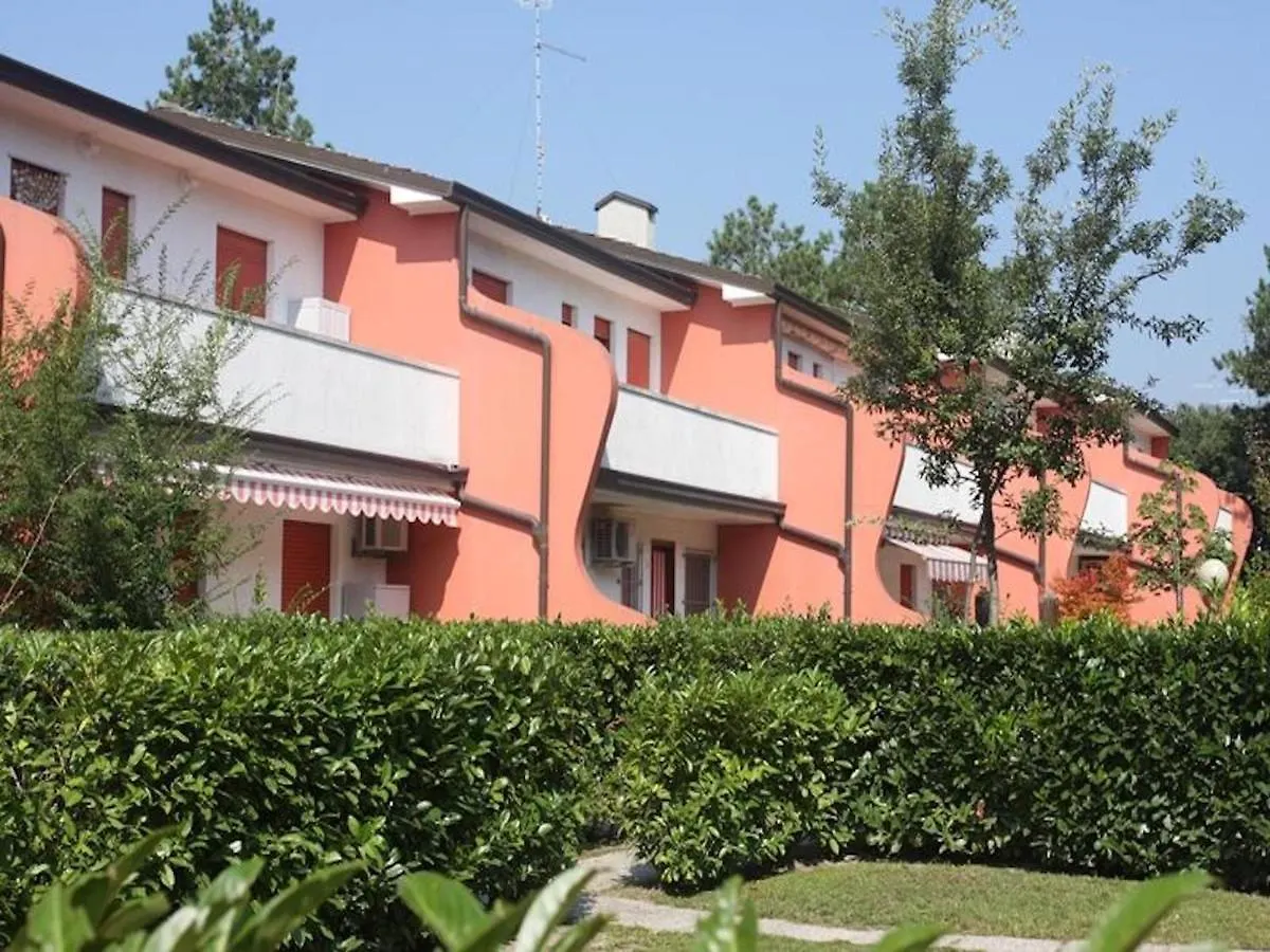 Cozy Flat With Garden - Beahost Rentals Bibione Apartmán